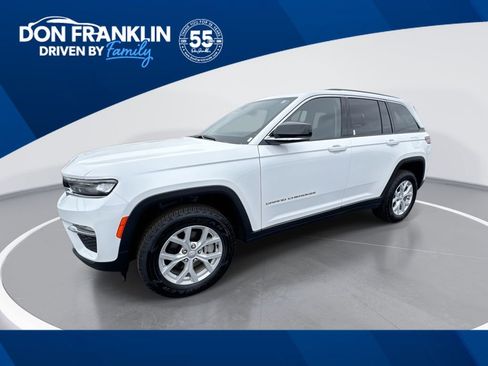 Used 2023 Jeep Grand Cherokee Limited AWD/4WD image 1