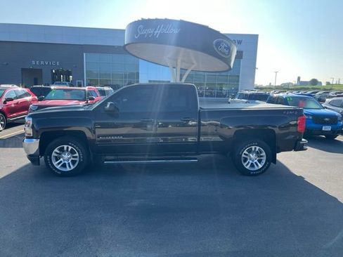 Used 2018 Chevrolet Silverado 1500 LT w/ All Star Edition AWD/4WD image 8