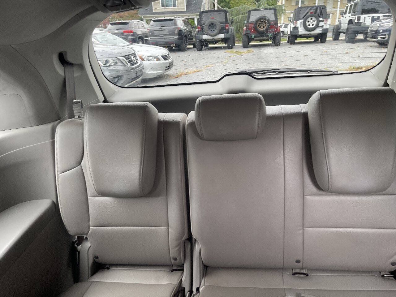 Used 2014 Honda Odyssey EX-L image 21