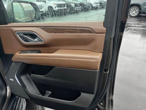 Used 2021 Chevrolet Suburban High Country image 34