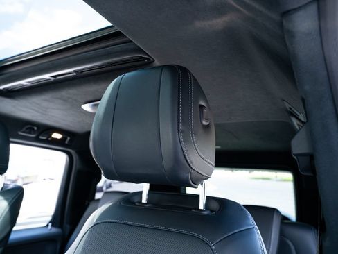Used 2025 Mercedes-Benz G 580 w/ EQ Technology image 26