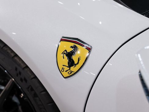 Used 2025 Ferrari SF90 Spider image 12