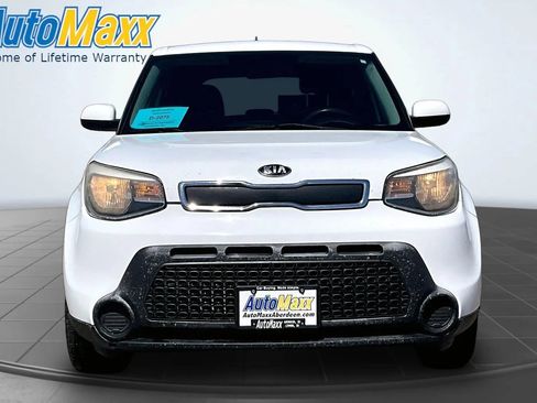 Used 2016 Kia Soul FWD image 2
