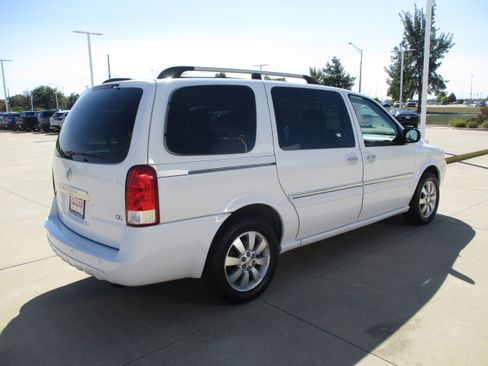 Used 2007 Buick Terraza CXL w/ Driver Confidence Package image 5
