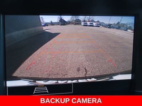 Used 2024 GMC Terrain SLE w/ Driver Convenience Package AWD/4WD image 5