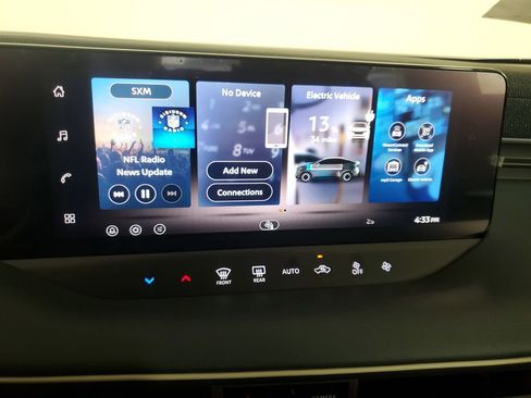 New 2026 Nissan Leaf w/ Floor Mat Package (S+) image 18