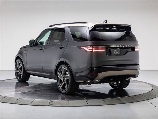 New 2026 Land Rover Discovery Limited Edition AWD/4WD image 3