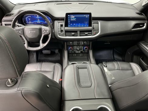 Used 2022 Chevrolet Tahoe RST w/ Luxury Package AWD/4WD image 4