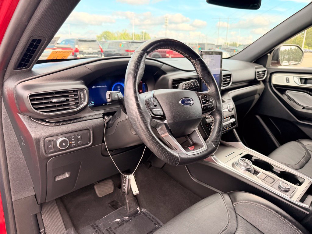 Used 2020 Ford Explorer ST w/ Premium Technology Package AWD/4WD image 9