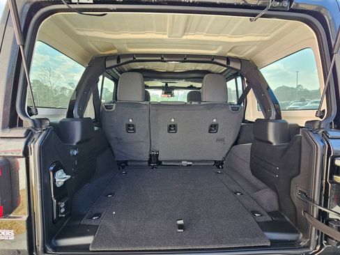 New 2026 Jeep Wrangler Unlimited Rubicon image 26