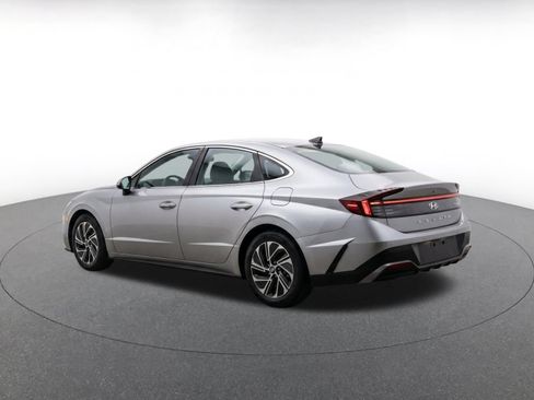 Used 2026 Hyundai Sonata Blue FWD image 7