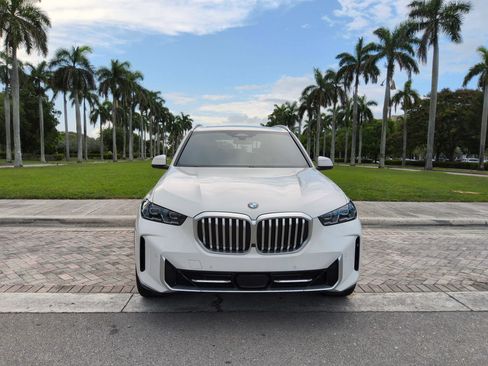 Used 2025 BMW X5 sDrive40i w/ Parking Assistance Package RWD image 2