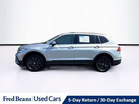 Used 2024 Volkswagen Tiguan SE w/ Panoramic Sunroof Package AWD/4WD image 5