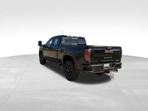 Used 2024 GMC Sierra 2500 AT4 w/ AT4 Premium Plus Package AWD/4WD image 5