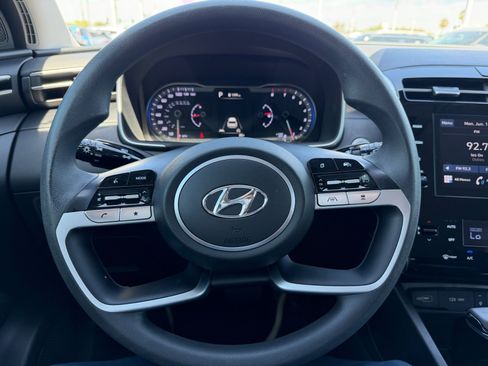 Used 2024 Hyundai Tucson SEL FWD image 9