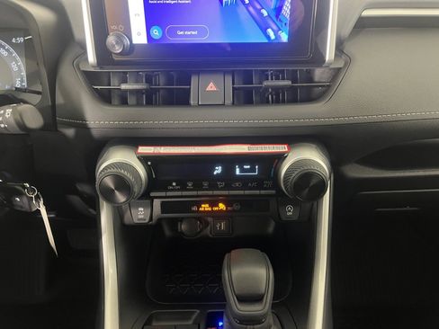 Certified 2025 Toyota RAV4 LE image 18