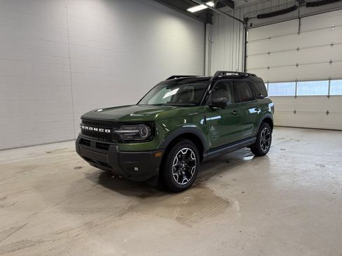 Used 2025 Ford Bronco Sport Outer Banks w/ Outer Banks Tech Package+ image 3