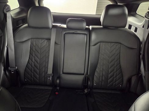 Used 2024 Kia Sportage X-Line w/ X-Line Premium Package AWD/4WD image 22