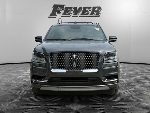 Used 2021 Lincoln Navigator Reserve w/ Luxury Package AWD/4WD image 8