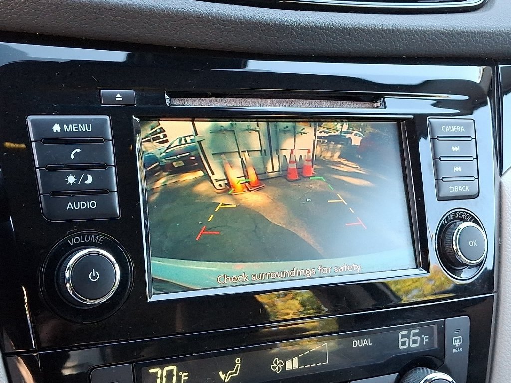 Used 2019 Nissan Rogue Sport SV AWD/4WD image 19