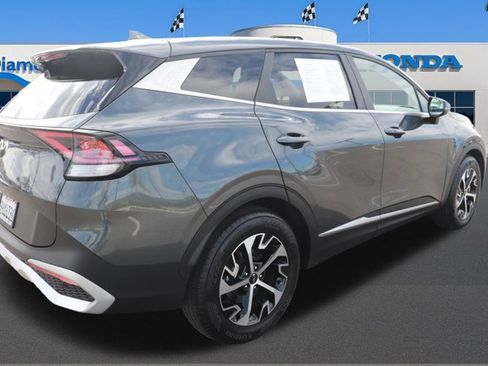 Used 2024 Kia Sportage EX image 6