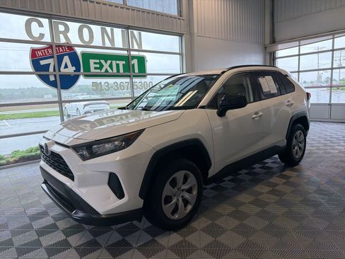 Used 2019 Toyota RAV4 LE w/ All Weather Liner Package AWD/4WD image 3