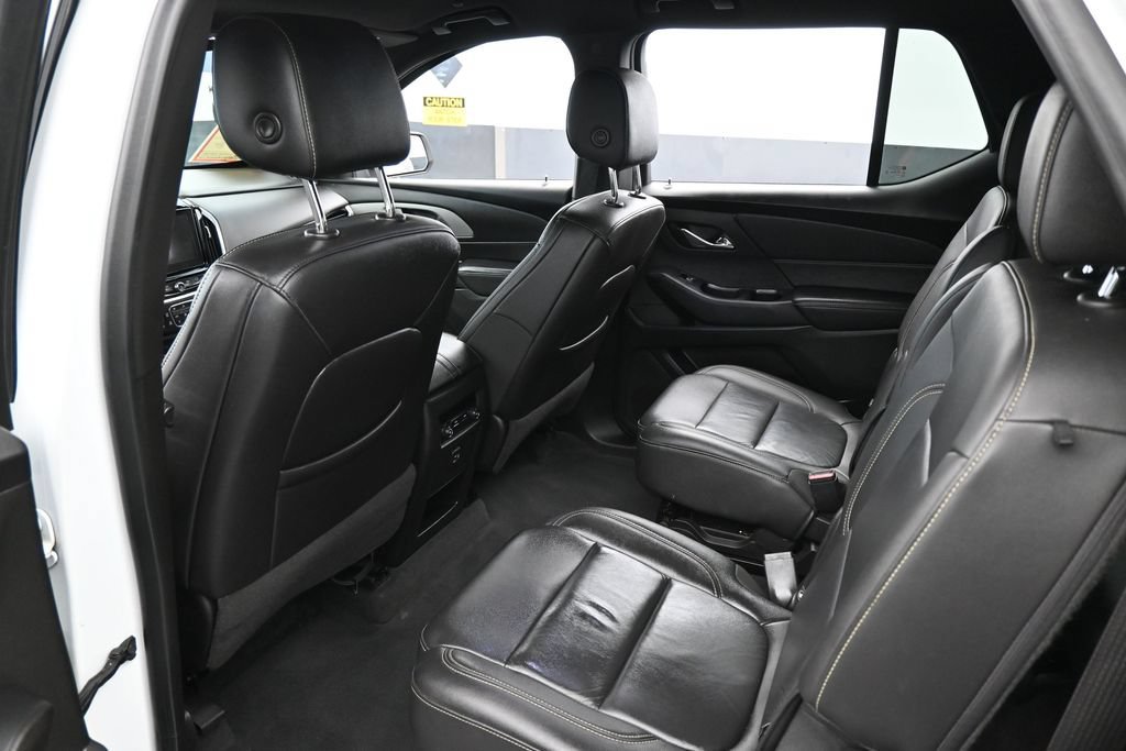 Used 2022 Chevrolet Traverse LT AWD/4WD image 38