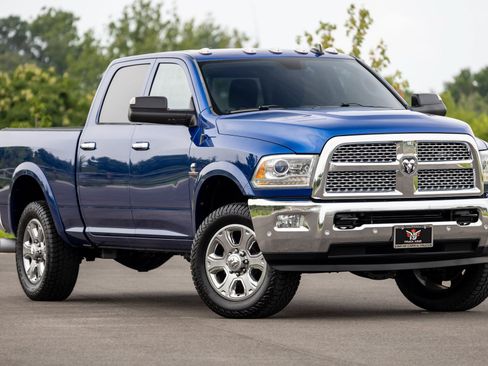Used 2016 RAM 2500 Laramie AWD/4WD image 1