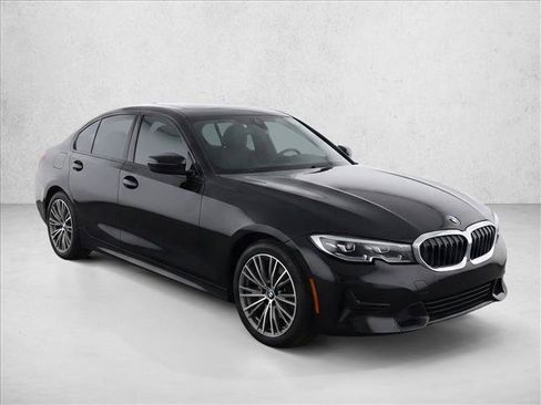 Used 2023 BMW 330i Sedan w/ Parking Assistance Package RWD image 3