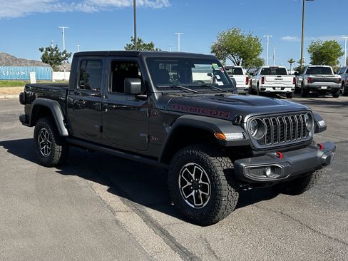 New 2025 Jeep Gladiator Rubicon w/ Convenience Group image 3