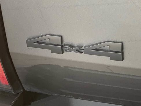 Used 2024 Toyota Tundra Platinum AWD/4WD image 12