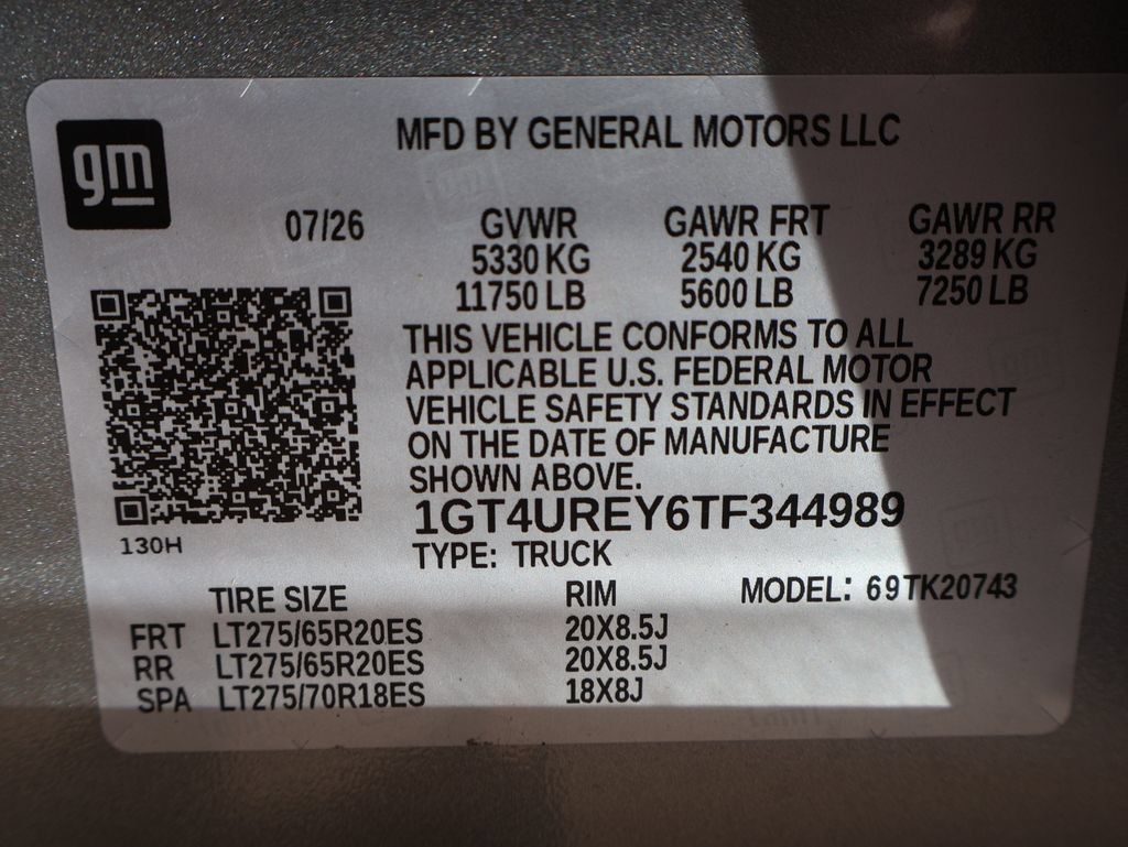 New 2026 GMC Sierra 2500 Denali w/ Denali Reserve Package AWD/4WD image 32