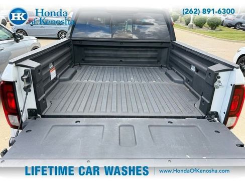 Used 2025 Honda Ridgeline TrailSport image 11