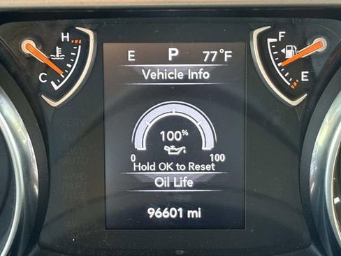 Used 2022 Jeep Gladiator Sport w/ Trailer Tow Package AWD/4WD image 34