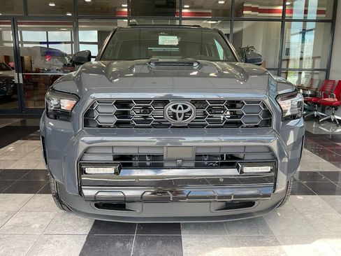 New 2026 Toyota 4Runner TRD Sport Premium AWD/4WD image 2