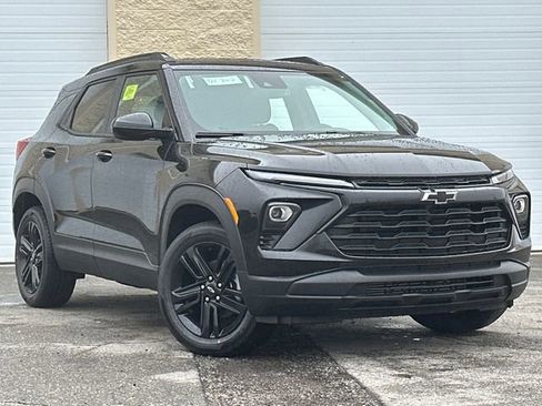 New 2026 Chevrolet TrailBlazer LT w/ Convenience Package image 2