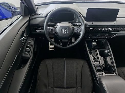 Used 2023 Honda Accord Sport image 4