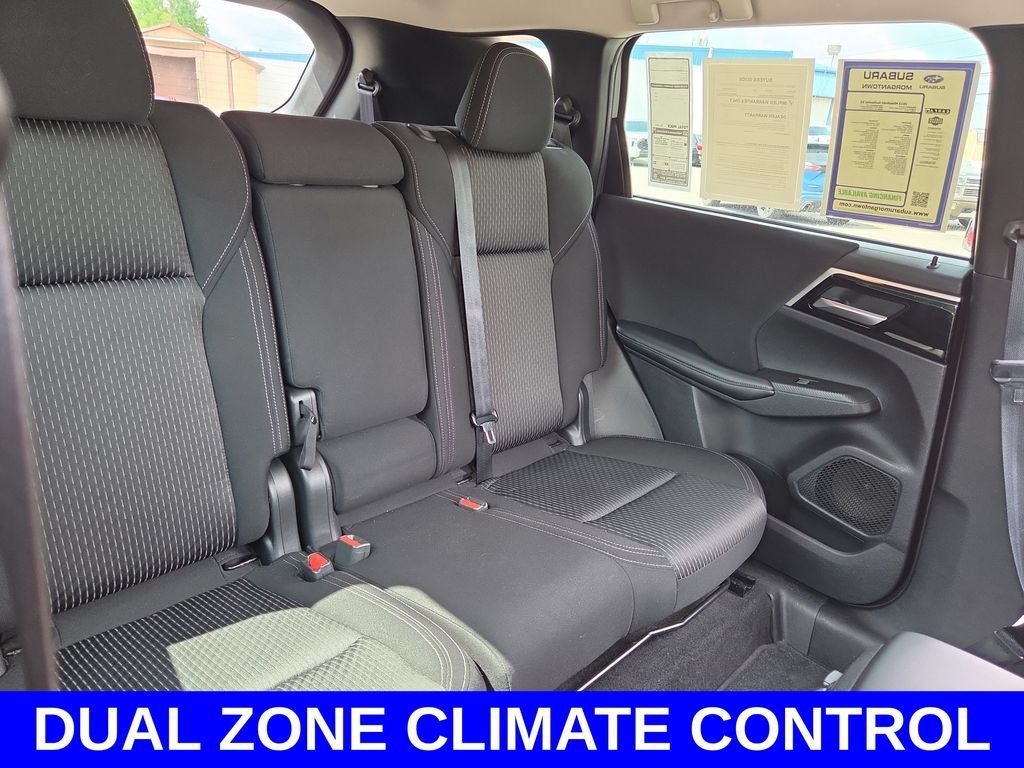 Used 2022 Mitsubishi Outlander ES AWD/4WD image 14