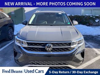 Used 2023 Volkswagen Taos SEL video 2