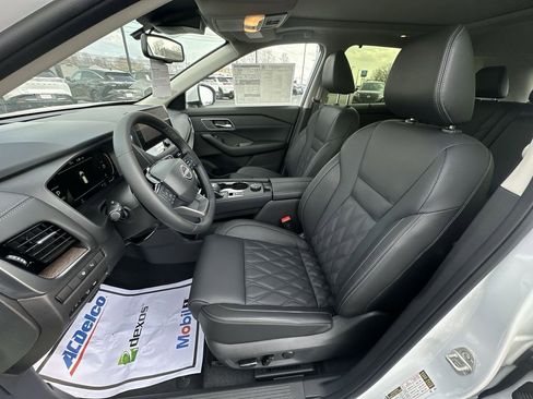 New 2026 Nissan Rogue Platinum w/ Platinum Premium Package image 11