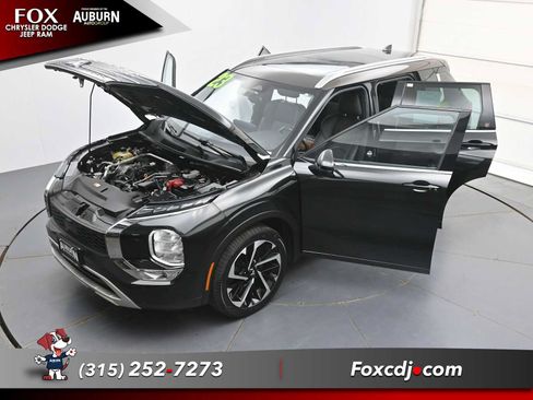Used 2023 Mitsubishi Outlander SEL 40th Anniversary AWD/4WD image 37