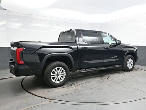 Used 2022 Toyota Tundra SR5 AWD/4WD image 7