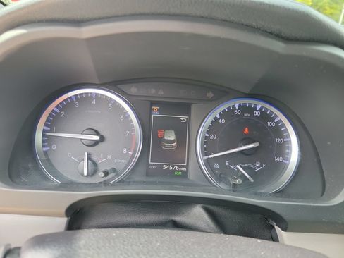 Used 2018 Toyota Highlander XLE FWD image 39