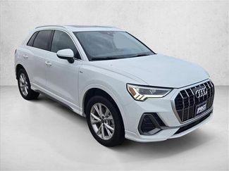 Used 2025 Audi Q3 2.0T Premium AWD/4WD video 3