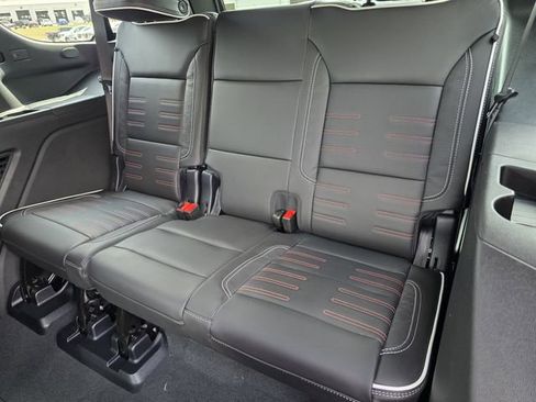 New 2026 GMC Yukon AT4 Ultimate AWD/4WD image 14