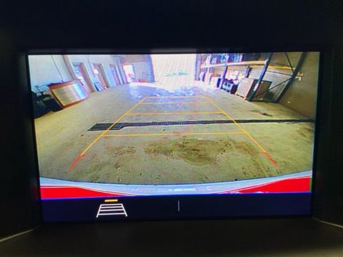 Used 2020 GMC Terrain SLE w/ Driver Convenience Package image 20