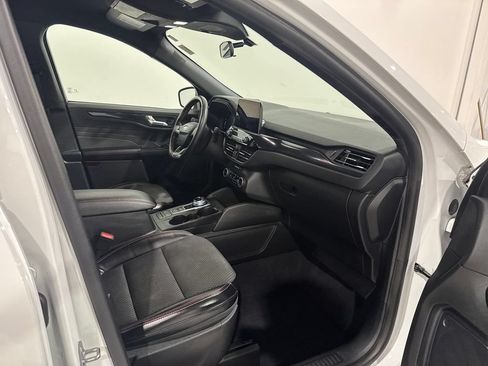 Used 2023 Ford Escape ST-Line AWD/4WD image 24