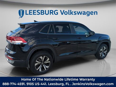 New 2026 Volkswagen Atlas Cross Sport SE image 5