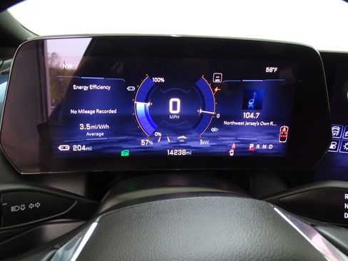 Used 2025 Chevrolet Equinox EV LT w/ Convenience Package FWD image 14
