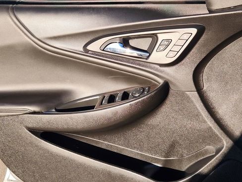 Used 2024 Chevrolet Malibu LT image 30